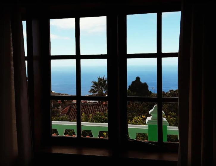 Sea And Mountain View Apartment Los Llanos De Aridane Exterior photo